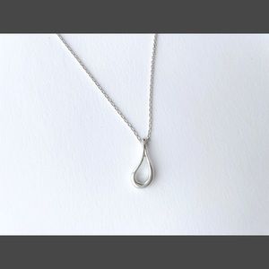 Tiffany & Co. Elsa Peretti open teardrop necklace